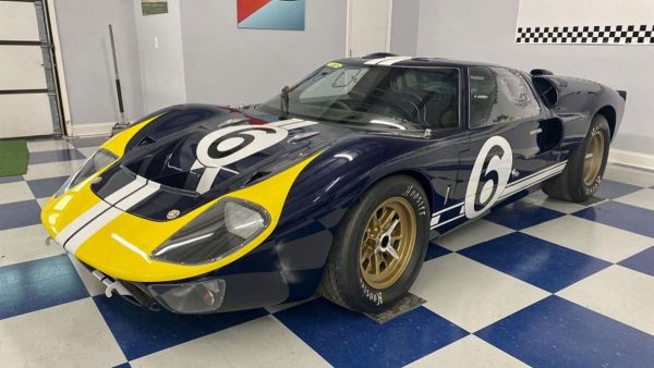 Mario Andretti and the 1969 Ford GT40