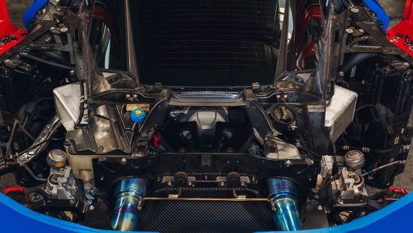 McLaren Senna Engine