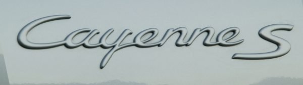 porsche-cayenne-logo