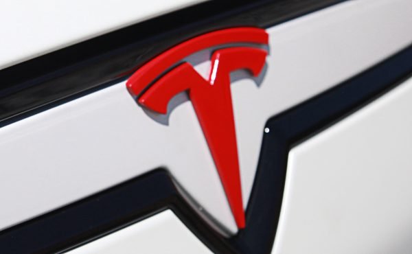 tesla-model-s-logo