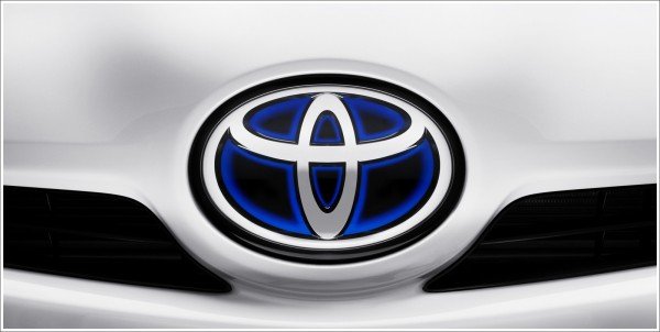 Toyota emblem