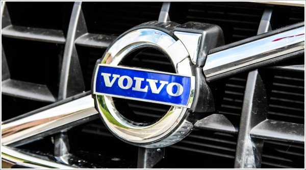 volvo car symbol